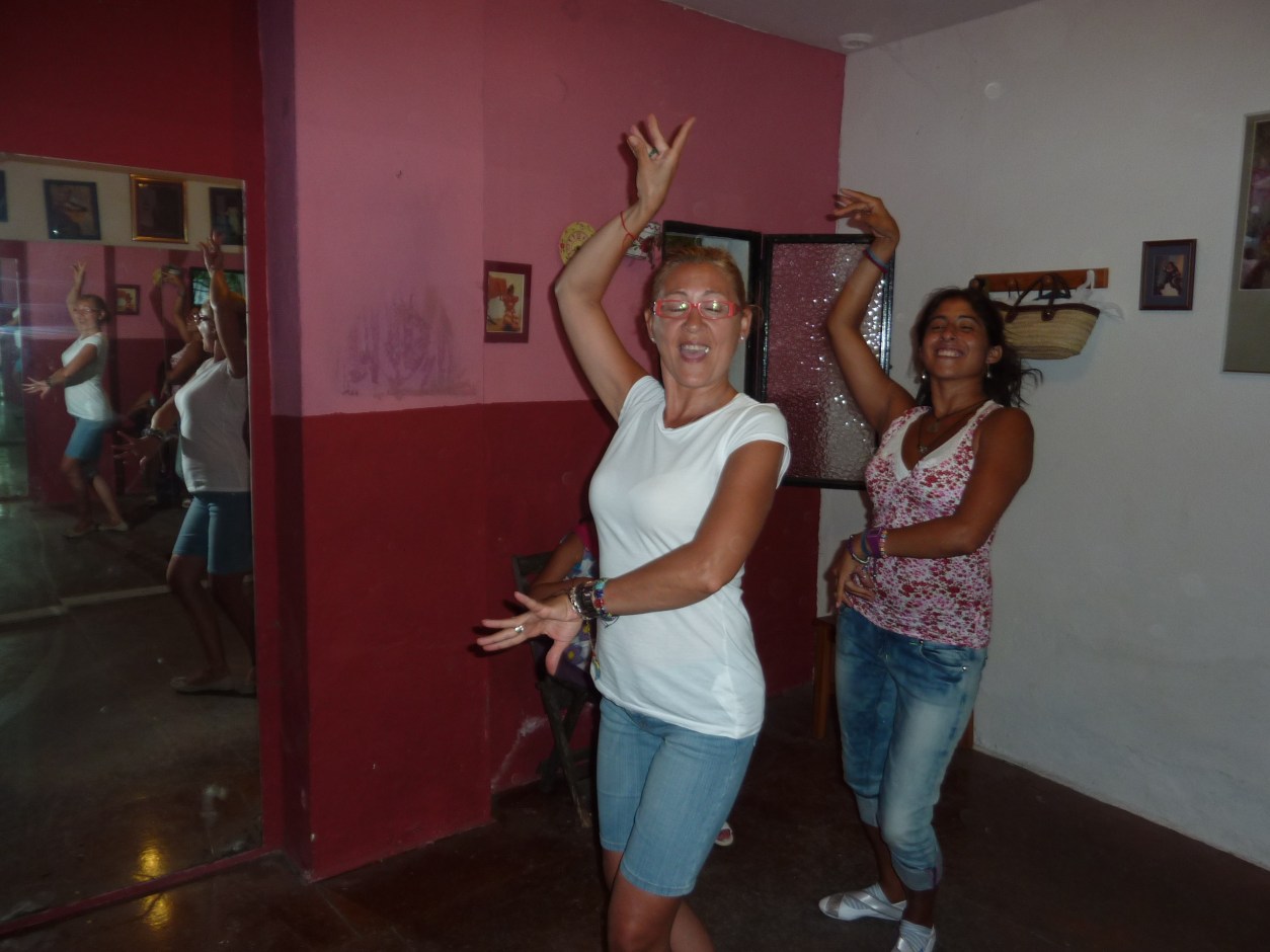 Ani (Maestra) y La Ichi dancing in Jerez